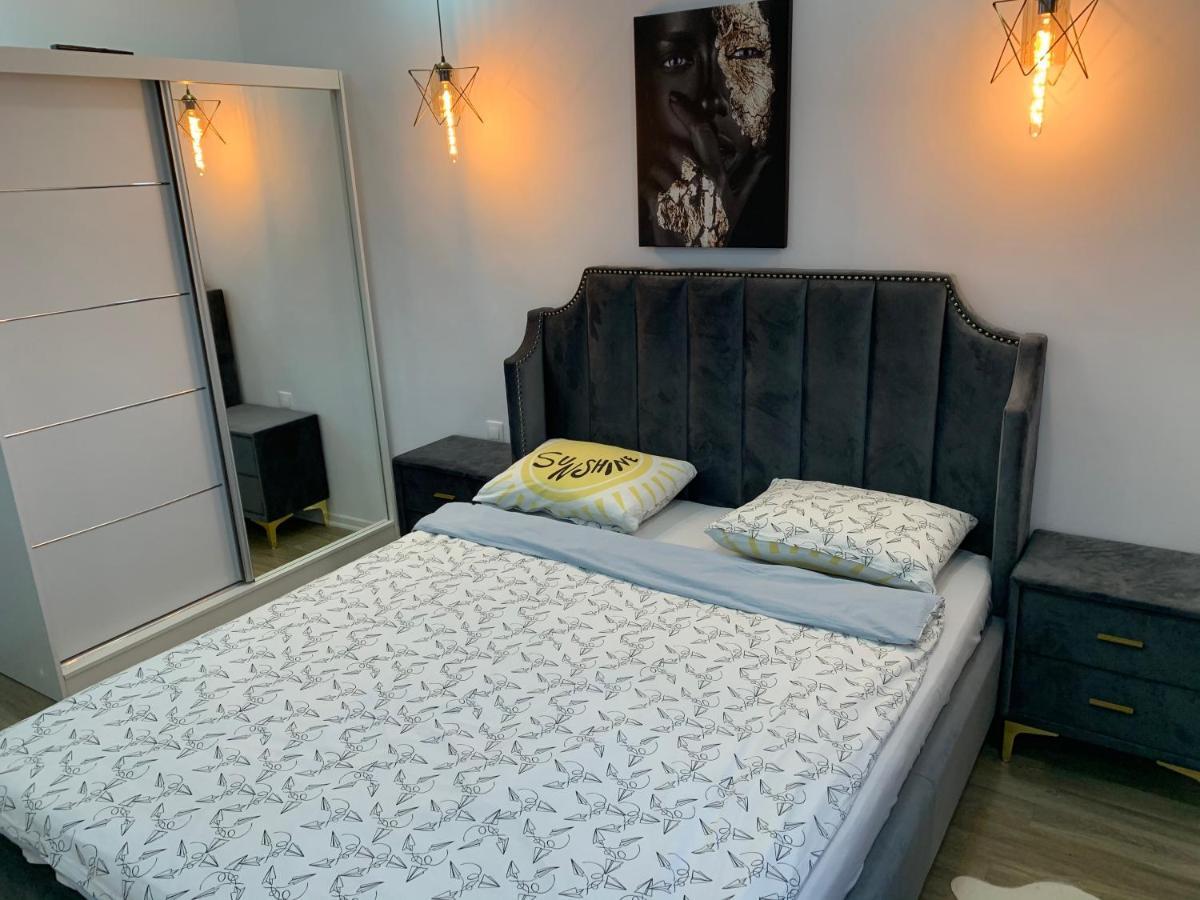 Raphael Apartment North Bucharest Cosmopolis Stefanestii de Jos 외부 사진